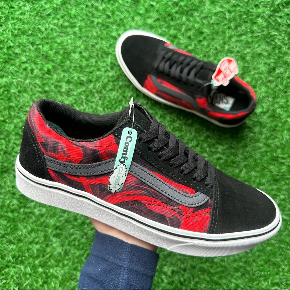 Vans Comfycush Old Skool After Dark Black / Red - Picture 1 of 9